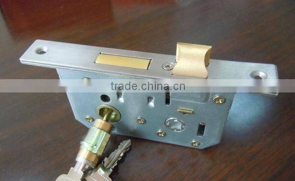 Flat metal lock body