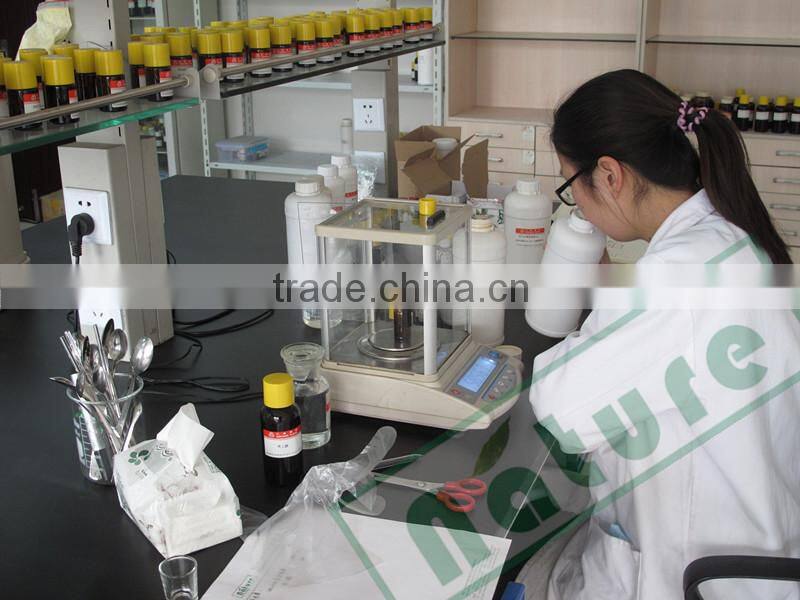 Strawberry liquid and powder food grade flavour