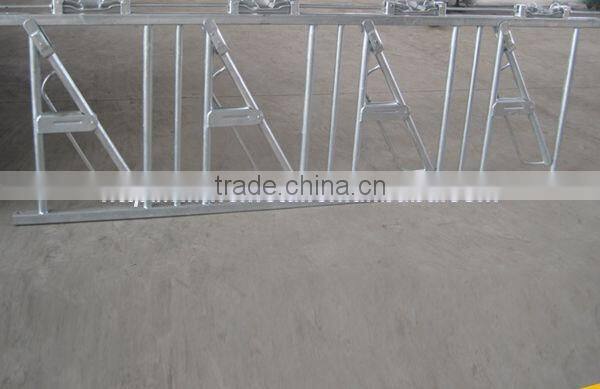 Wholesale Hot Sale Factory price cow farm safe lock;headlocks