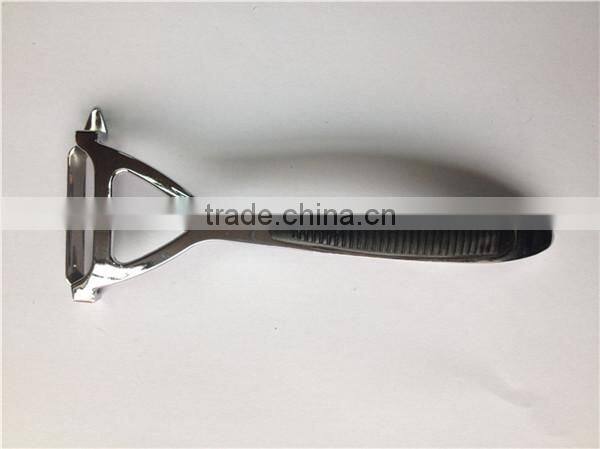 Precision kitchenware vegetable peeler to peel potato carrot apple cucumber or any vegetable or Fruit