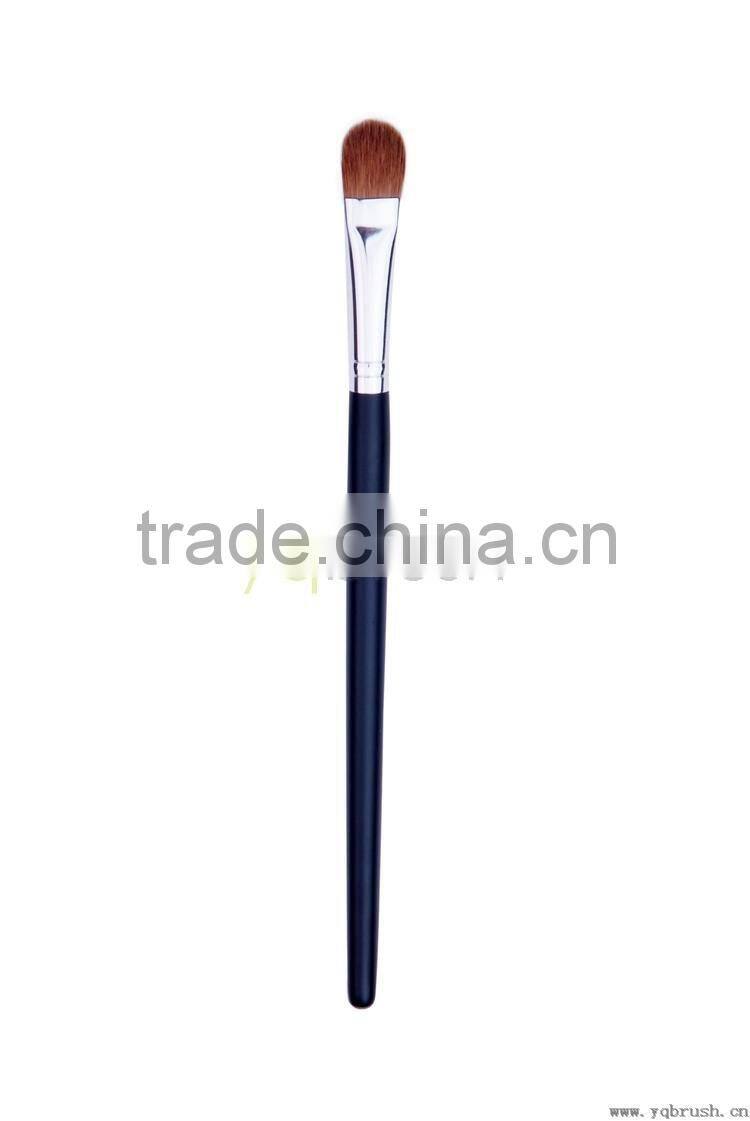 Foundation Brush and Concealer Brush 017 makeup