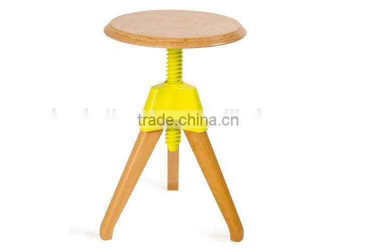 BS023A Adjustable stool with wheels