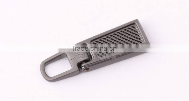 Common clothing core-pulling Sliding high quality zipper puller metal slider