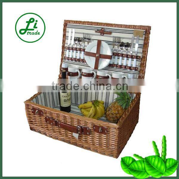 willow picnic basket with cooler section