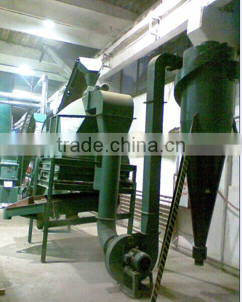 Animal feed pellet cooler