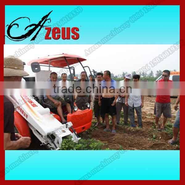 Automatic Self-propelled Mini Peanut Harvester for Sale 0086 15036019330