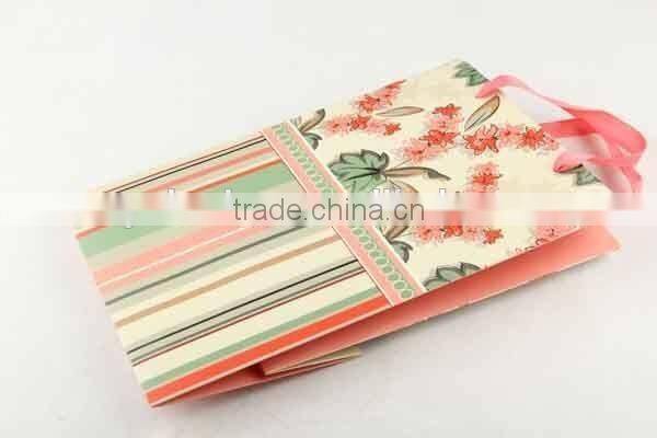 Printed Foldable Gift Bag With Stripe Patterns/ Shopping Paper Bag