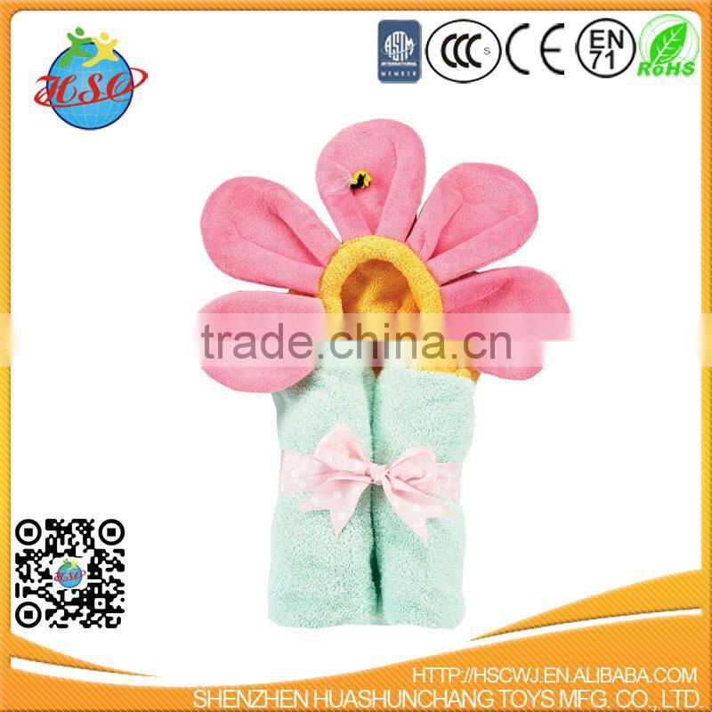 2017 hot sale yellow duck hooded baby bath towel wrap