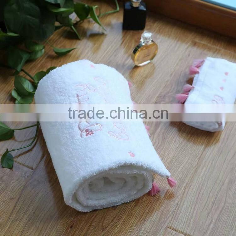 Gift set promotional cotton towel with tassle luxury gift set