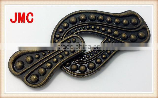 CHH high-grade metal buttons on the buckle collar hook