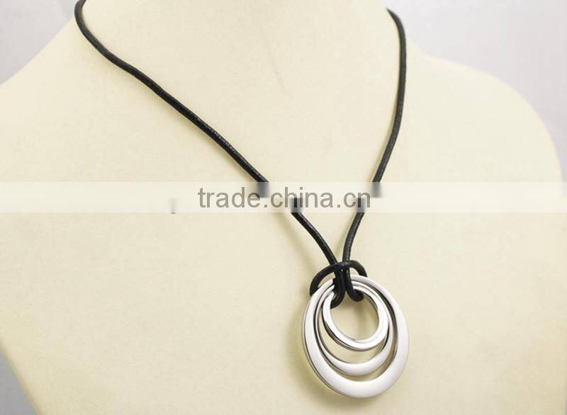 Handmade Stainless Steel Circle Pendant Necklace