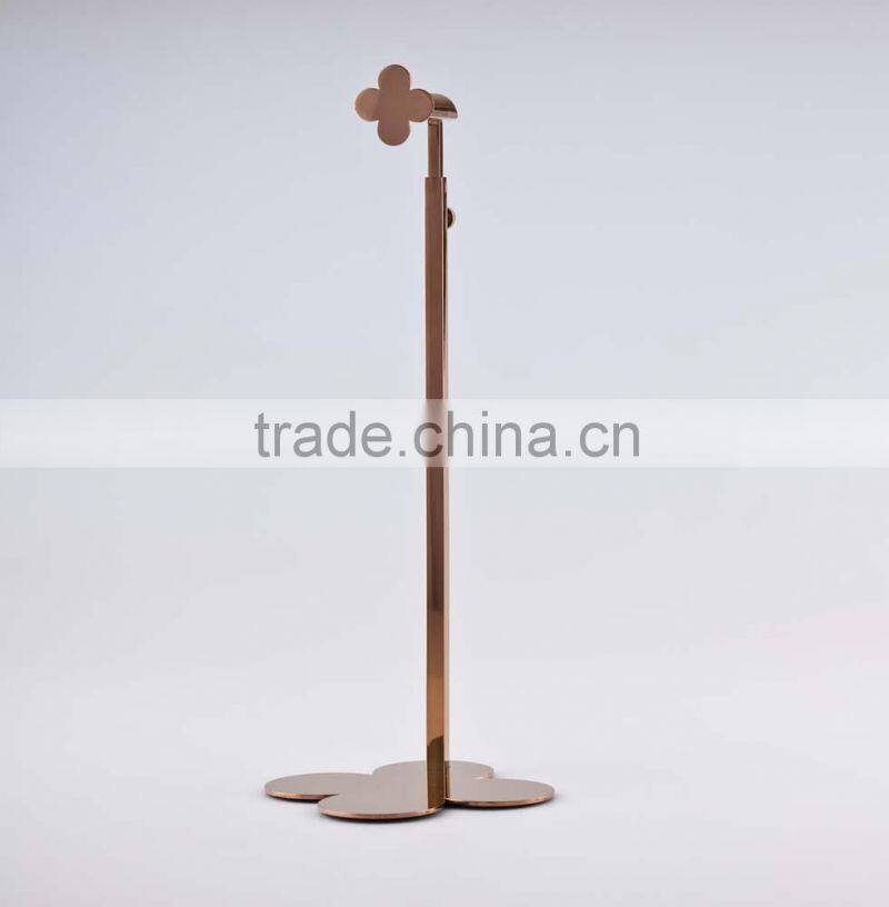 Metal fancy woman handbag stand for handbag stand