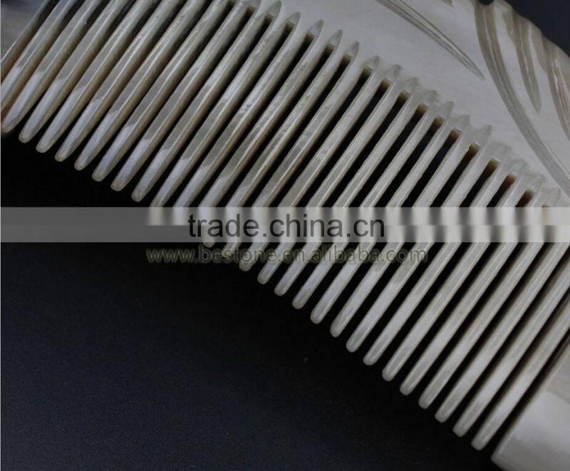 New Design Horn Peacock Hair Comb