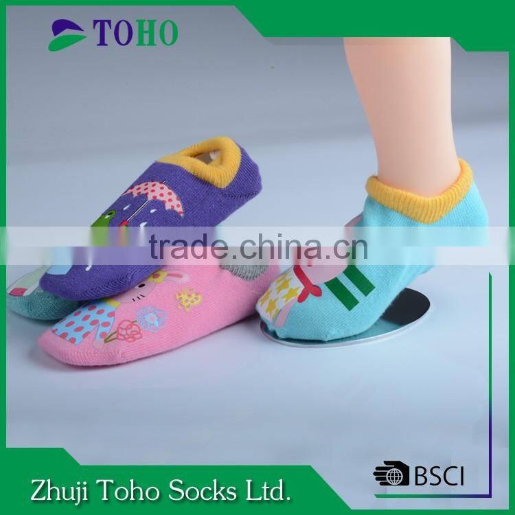 High quality colorful embroidery cute short warm socks tube