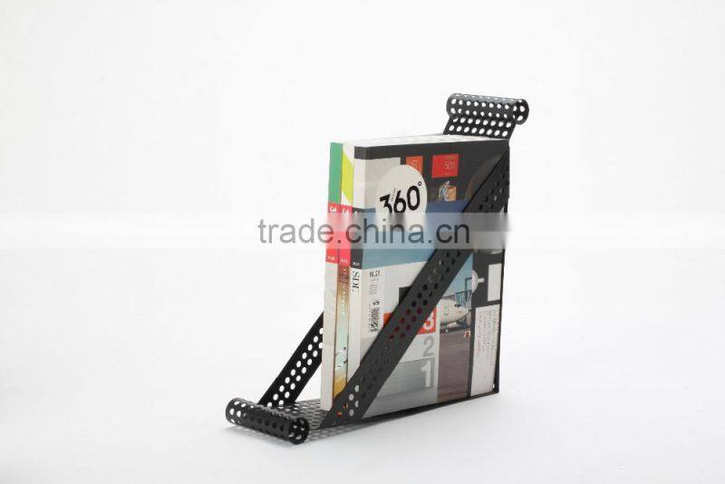 B8481office supplies black color desk organizer stationery metal mesh magazine file racks