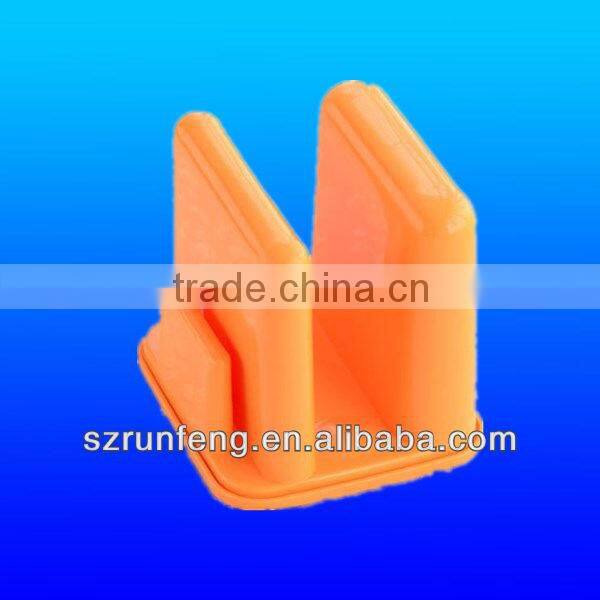 Plastic kitchen pot rack