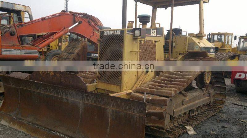 CAT D5M bull dozer, also d5 caterpillar bulldozer parts