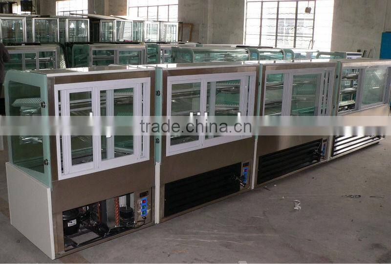 Luxurious commercial refrigerated Cake cabinet