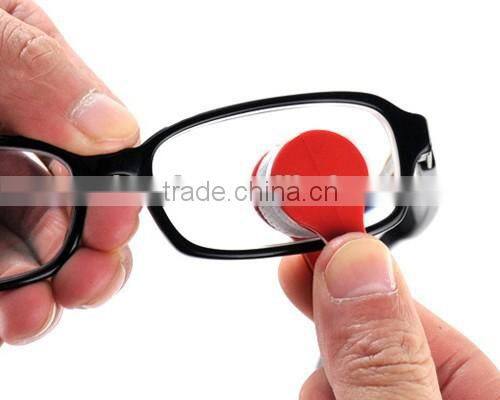 Plastic eyeglass cleaner keychain