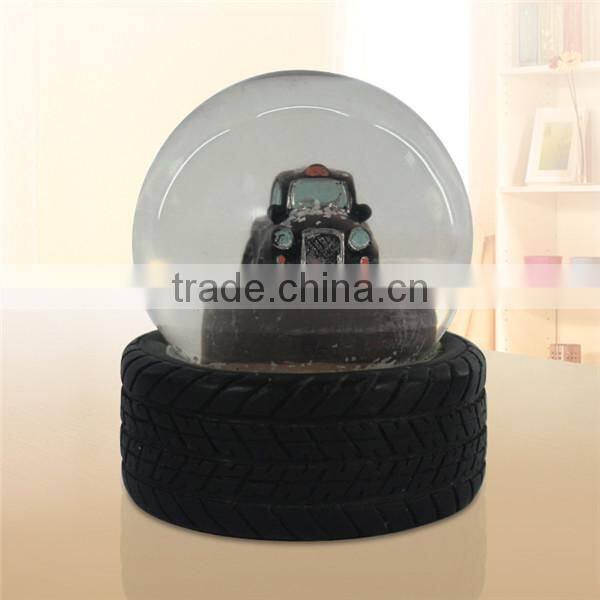 2014 Resin snow globe tourist souvenir