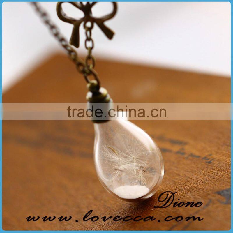 Newest design bulb glowing pendant necklace , glass jewelry glow in the dark