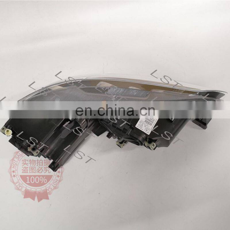 Car body parts car front light headlamp front lamp yellow headlight for M6 headlights high quality 2003 2004 2005