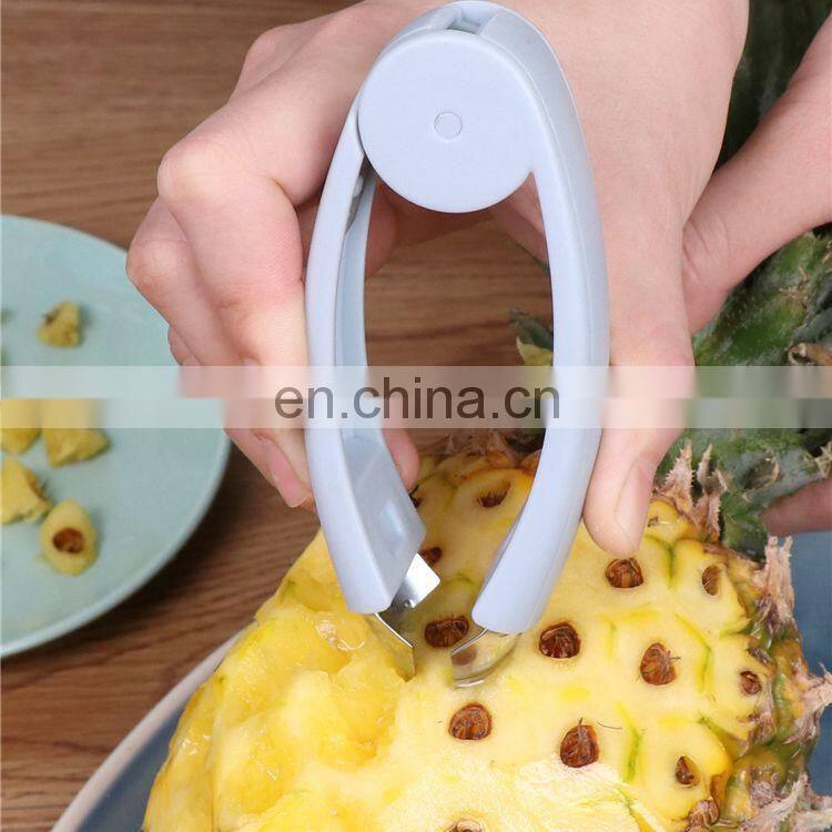 Amazon Hot Sell Kitchen Accessories Strawberry Stem Separator Fruit Corer Stalks Stems Remover Strawberry Huller