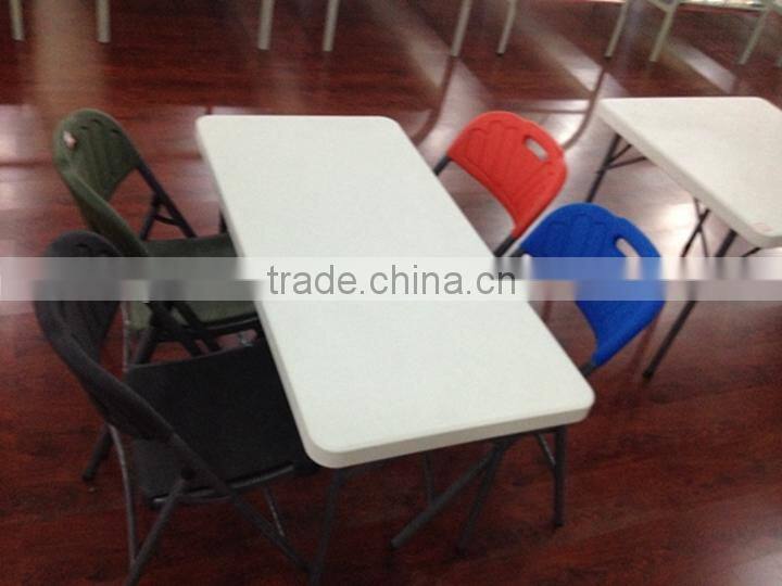 Hot sale HDPE material italian folding chair HY-Y28