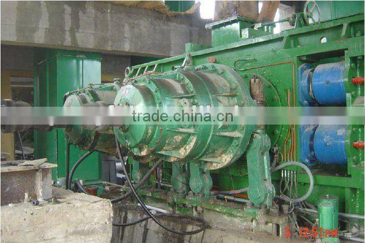 pre-grinding roller press together with cement mill