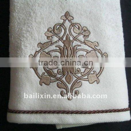 Set Towel with Application Border and Velvet