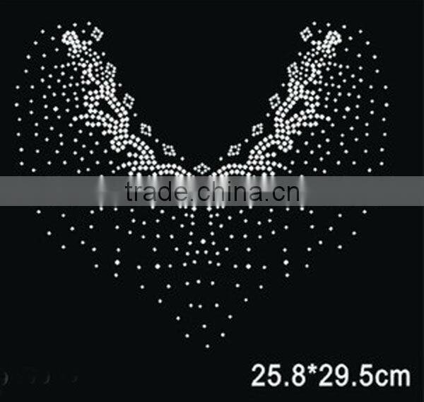 high quality and fashionable rhinestone transfer motifs of garment