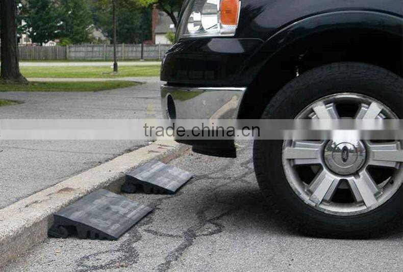 RR02 rubber car ramps