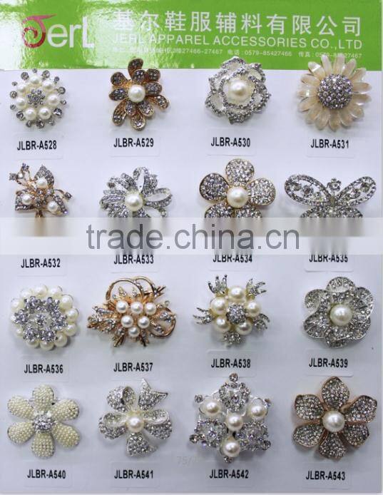 Shinning small flower clear crystal alloy flower rhinestone brooch