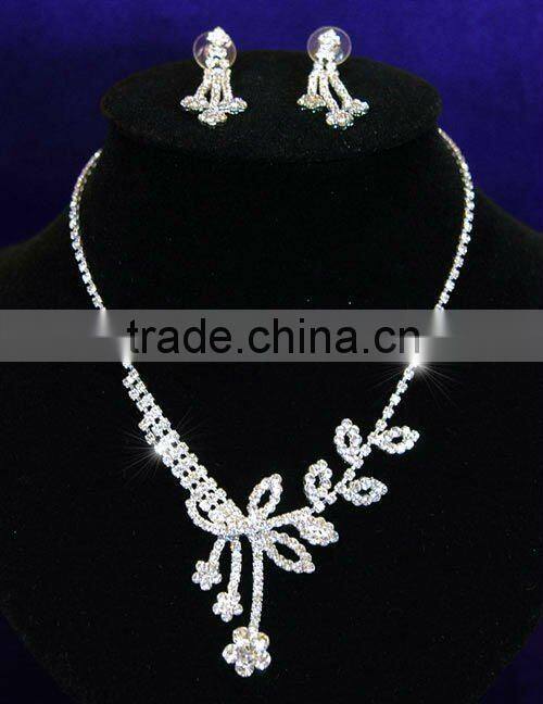 Bridal Wedding Flower Crystal Necklace Earrings Set CS1026