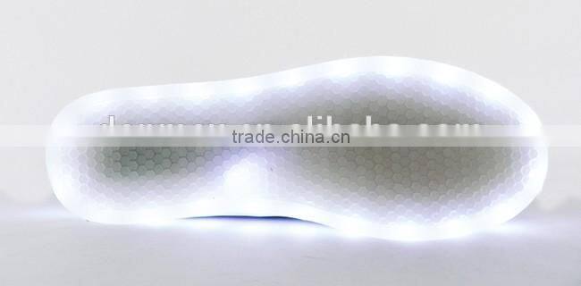 2016 Popular Light Up Coloful Casual Shoes for Wholesale