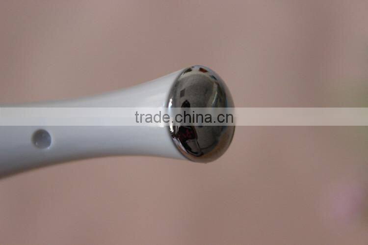 Wholesale OEM Eyes Routine Pampering Device Eyes Black Circles Bags Fine Wrinkles Removal Massage Pen