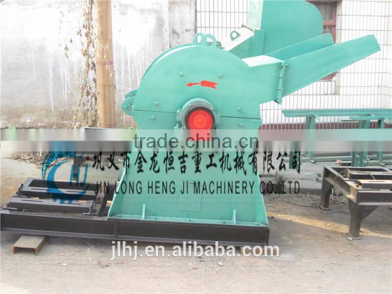 Wood Crusher /Wood Pulverizer Machine crushing Hard wood Wet Tree Branch