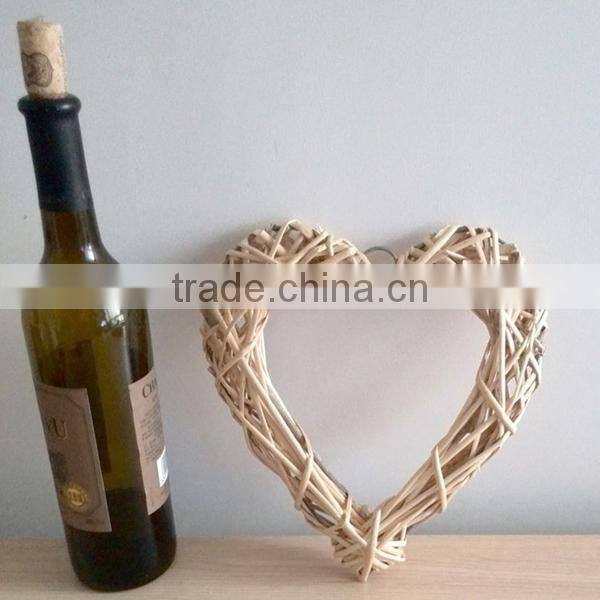 heart shaped wicker baskets wholesale