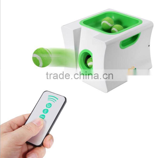 Pet Training Toys Automatic Tennis Ball Thrower, Remote Control Distance Adjustable Dog Tennis Ball Launcher, Dog Training Toy