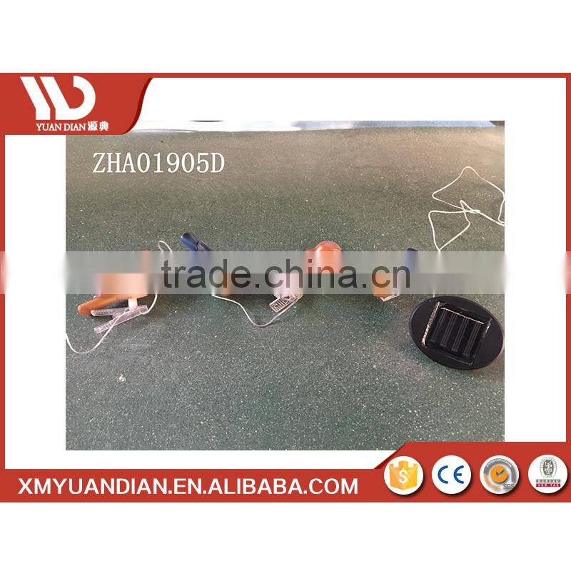 China Product Solar Hanging Light Garden Decoration Plastic Stake