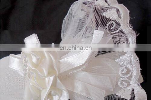 Newest Beautiful Lady's Ivory Short Tulle Wedding Gloves Lace Trim With Satin Flower&Bow Full Finger Bridal Gloves