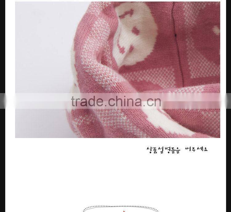 Hot Selling 2014 Winter Latest Cute Smile Face Pattern Knitted Kids Circle Loop Scarf
