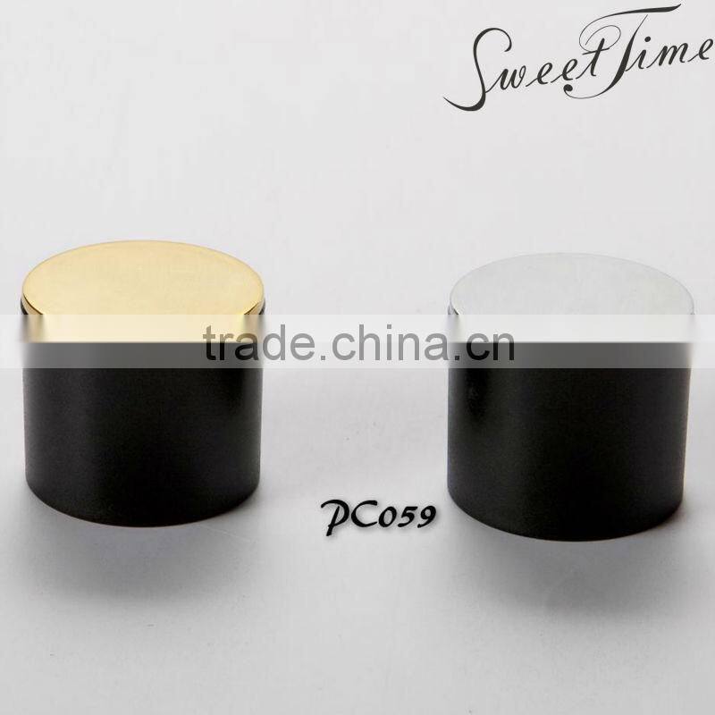 Guangzhou aluminum lid/cap with leather coating