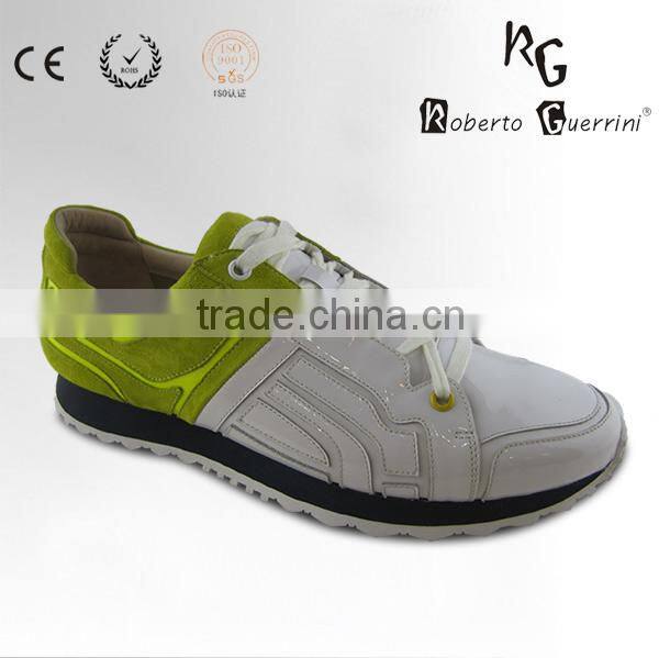 Double Colors Outsole Casual Sports Shoe