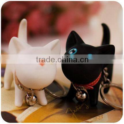 white and black cat pvc keychain/coin holder key chain/plastic keyring