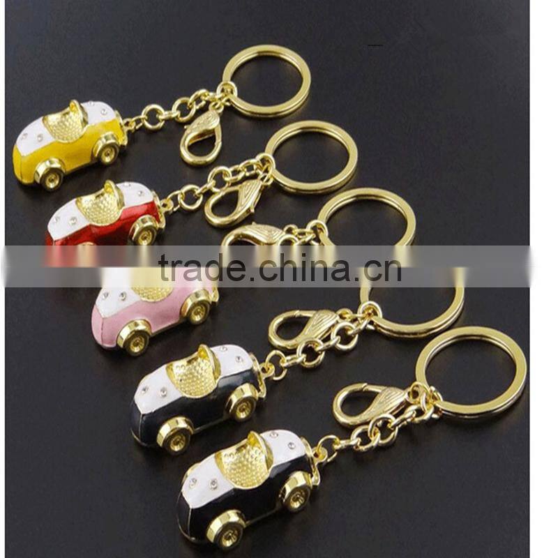 Cute car shape metal keychain