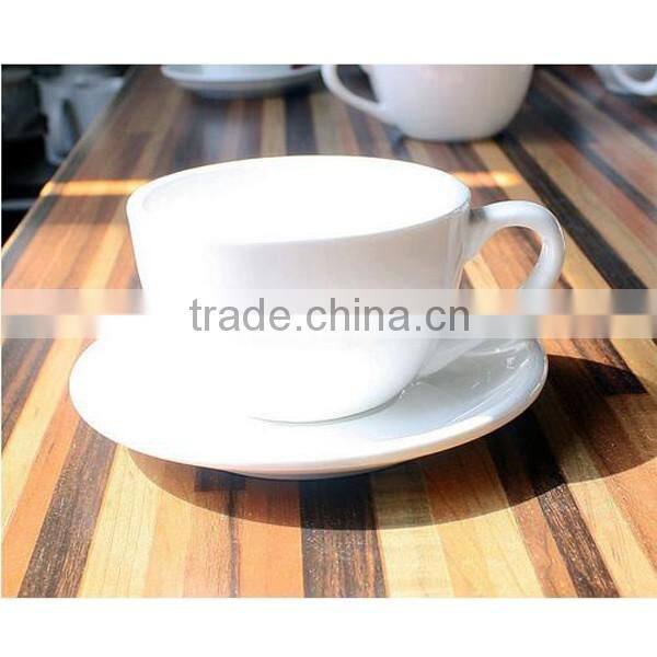 Bulk wholesale white custom printed ceramic tea cups and saucers