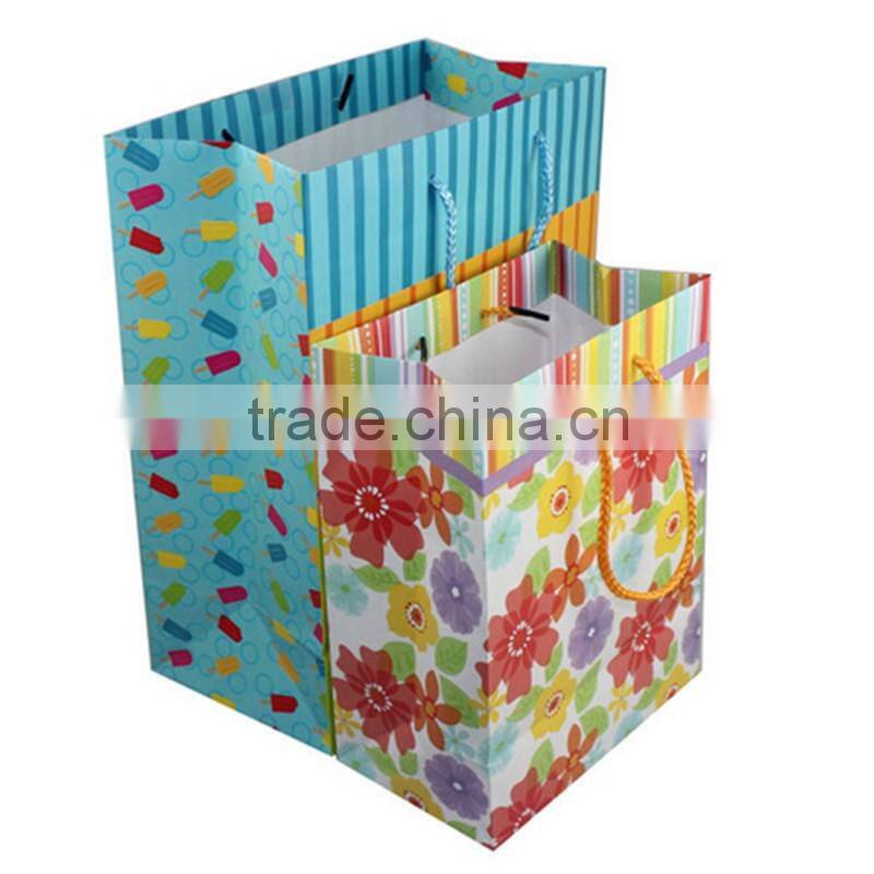 Christmas day paper bag & Celebration packaging paper bag