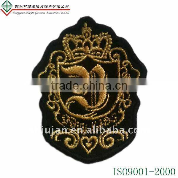 Golden embroidery crown patches