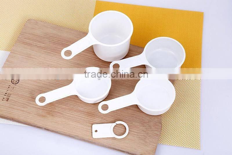 Factory price high quality PP food grade material customized logo measuring cups